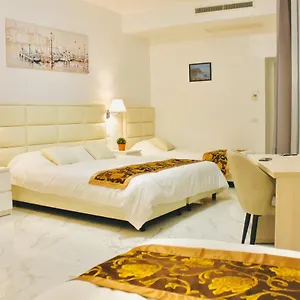 900 Toscana Florence